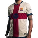 Vista frontal de la cuarta camiseta del FC Barcelona para la temporada 2027. Diseño oficial para adulto.