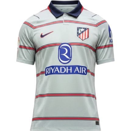 Camiseta alternativa del Atlético de Madrid para la temporada 2026-2027. Tercera equipación oficial del club rojiblanco.