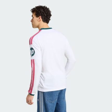 Camiseta de manga larga de la primera equipación del Real Madrid para la temporada 2026/2027.