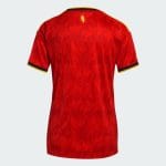 Camiseta de mujer de la primera equipación de Bélgica para el Mundial 2026, con el escudo oficial y detalles de diseño.