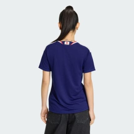 Camiseta de fútbol para mujer de la primera equipación de Japón 2026/27. Viste los colores de la selección japonesa.