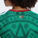 Camiseta de la primera equipación de México 2026 para mujer. Uniforme oficial de la selección mexicana de fútbol.