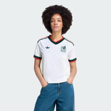 Camiseta de mujer visitante de México 26, segunda equipación oficial de la Selección Mexicana de fútbol.