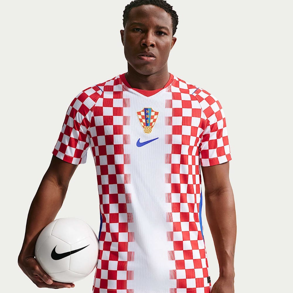 Camiseta Versión Jugador Croacia 2026 Camiseta de fútbol versión jugador de la primera equipación de Croacia para el Mundial 2026 para adulto.