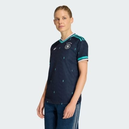 Camiseta de fútbol visitante para mujer de la selección de Alemania 2026. Segunda equipación oficial para aficionadas.