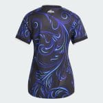 Camiseta visitante de mujer de la selección Argentina para 2026. Segunda equipación oficial de la albiceleste para aficionadas.