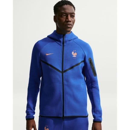 Chándal oficial de la selección de Francia para la temporada 2026. Conjunto de chaqueta y pantalón para adulto de Les Bleus.