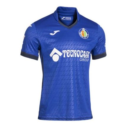 Primera equipación de fútbol para niños del Getafe C.F. para la temporada 2026-2027. Camiseta y pantalón azulones.