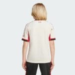 Segunda equipación de fútbol del Liverpool FC para niños, temporada 25/26. Kit de visitante infantil oficial de los Reds.