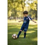 Segunda equipación para niños del Celta de Vigo 2026-2027. Kit de fútbol infantil oficial con camiseta y pantalón de visitante.
