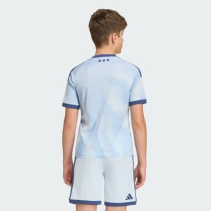 Tercera equipación para niños del Ajax Amsterdam 26/27. Conjunto de camiseta y pantalón de fútbol para los jóvenes aficionados.