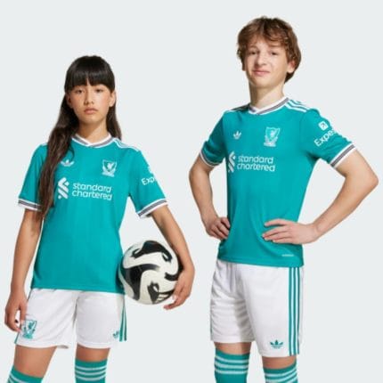Tercera equipación para niños del Liverpool FC temporada 25/26. Camiseta oficial de fútbol infantil del Liverpool.