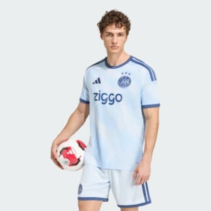 Camiseta alternativa del Ajax para la temporada 2026-2027. Vista frontal de la tercera equipación de fútbol para adulto.