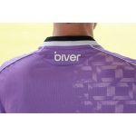 Camiseta de fútbol alternativa del Burgos CF para la temporada 2026/27. Segunda equipación oficial para adulto.