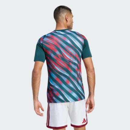 Camiseta de calentamiento para adulto del Arsenal FC, temporada 2026/2027. Equipación oficial pre-partido del club.