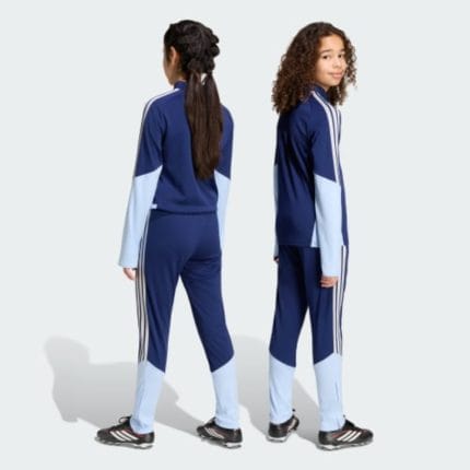 Camiseta de entrenamiento del Ajax para niños, temporada 2026/2027. Ropa oficial de entrenamiento del club de Ámsterdam.