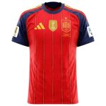 Camiseta de la primera equipación de España para la final del Mundial 2026. Versión para adulto con todos los detalles oficiales.