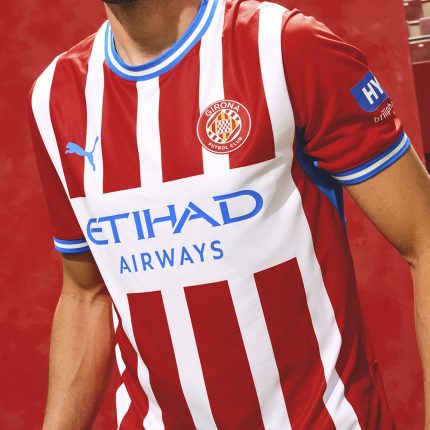 Vista frontal de la primera equipación de la camiseta del Girona FC para la temporada 2026/27 de adulto.