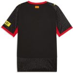 Camiseta de fútbol del Girona FC, segunda equipación visitante para la temporada 2026/27. Diseño oficial para adulto.