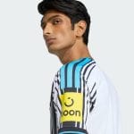 Camiseta de la primera equipación del Newcastle United para la temporada 26/27. Versión para adulto con escudo y patrocinadores.