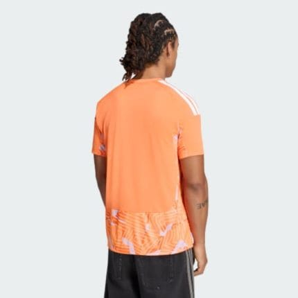 Camiseta de portero del Juventus para la temporada 2026-2027. Equipación oficial de guardameta de adulto para la Serie A.