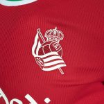 Imagen de la camiseta alternativa de la Real Sociedad de la temporada 26/27 para adulto. Tercera equipación oficial de fútbol.