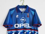 Camiseta retro AC Milan 1995/96 cuarta equipación azul — foto 3