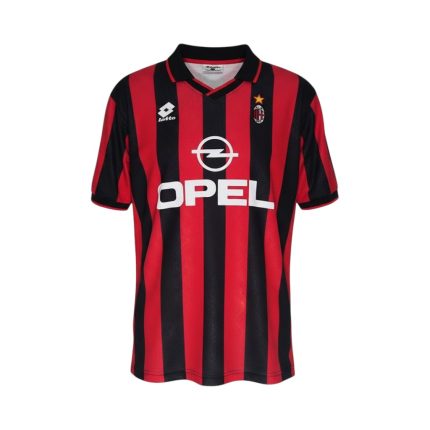 Camiseta retro AC Milan primera equipación temporada 1995/96 — vista frontal en maniquí