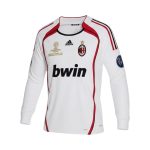Camiseta retro AC Milan 2006/07 segunda equipación manga larga — vista frontal en maniquí