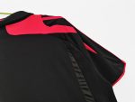 Camiseta retro AC Milan 2007/08 tercera equipación negra y roja — foto 2