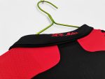 Camiseta retro AC Milan 2007/08 tercera equipación negra y roja — foto 3