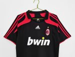 Camiseta retro AC Milan 2007/08 tercera equipación negra y roja — foto 11