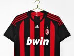 Camiseta retro AC Milan 2008/09, primera equipación, rayas rojas y negras. — foto 5