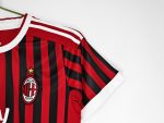 Camiseta de fútbol retro AC Milan 2011/12 Primera Equipación — foto 7