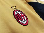 Camiseta retro AC Milan 2013/14 tercera equipación dorada — foto 6