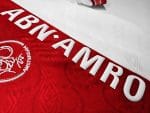 Camiseta retro del Ajax de Ámsterdam, primera equipación de la temporada 1994/95. — foto 8