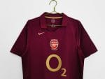 Camiseta retro del Arsenal de la temporada 2005/06, primera equipación. — foto 8