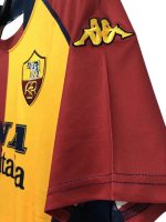 Camiseta retro AS Roma 2001-02 tercera equipación, diseño bicolor con Scudetto. — foto 6