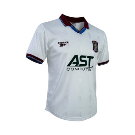 Camiseta retro Aston Villa 1995/96 segunda equipación — vista frontal en maniquí