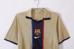 Camiseta retro FC Barcelona 2001/02 segunda equipación dorada — foto 9