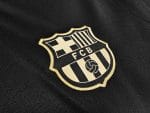 Camiseta retro FC Barcelona 2020/21 segunda equipación negra y dorada — foto 11