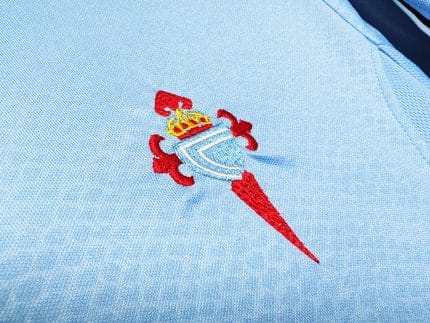 Camiseta retro Celta de Vigo 1999/00, primera equipación, manga corta. — foto 2