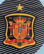 Camiseta retro de la Selección Española de fútbol, segunda equipación de la temporada 2012. — foto 5