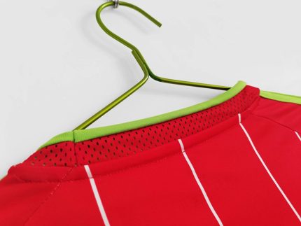 Camiseta retro de fútbol de Gales, primera equipación de la temporada 2015/16, color rojo con detalles verdes. — foto 2