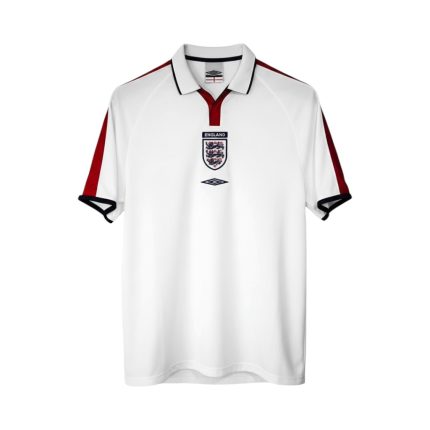 Camiseta retro Inglaterra 2004 primera equipación Umbro — vista frontal en maniquí