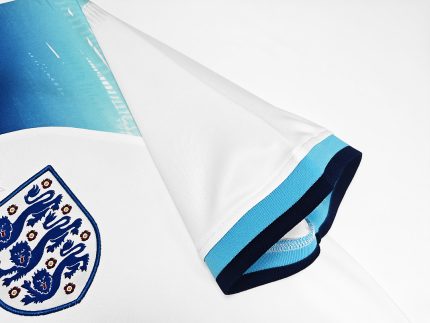 Camiseta retro de la primera equipación de Inglaterra 2022 — foto 2