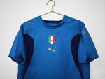 Camiseta retro de la selección de Italia, primera equipación de la temporada 2006. — foto 3