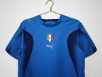 Camiseta retro de la selección de Italia, primera equipación de la temporada 2006. — foto 9