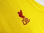 Camiseta retro amarilla del Liverpool de la temporada 1985/86, tercera equipación. — foto 7