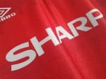 Camiseta retro Manchester United 1994/96, primera equipación, roja con cuello negro. — foto 6